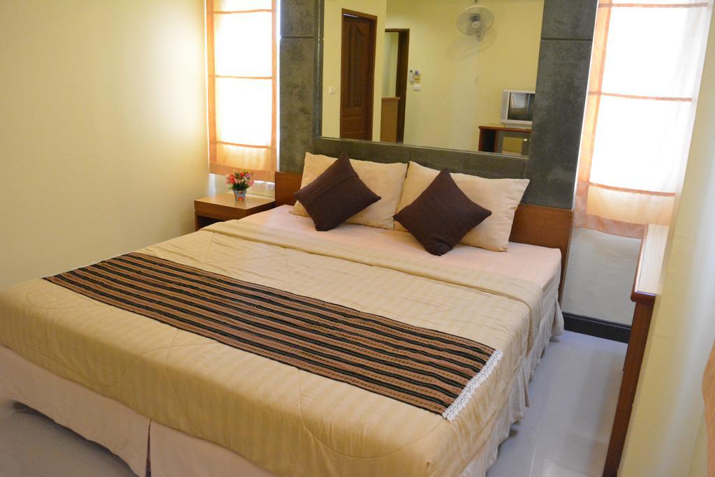 Pornthep Hotel 2 Ban Khlong Haeng Extérieur photo