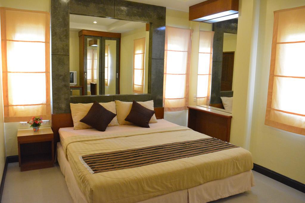Pornthep Hotel 2 Ban Khlong Haeng Extérieur photo