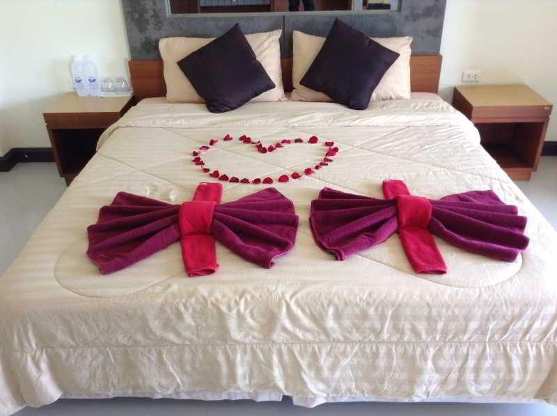 Pornthep Hotel 2 Ban Khlong Haeng Extérieur photo